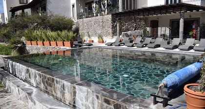 Casa Itzae La Antigua Dog Friendly