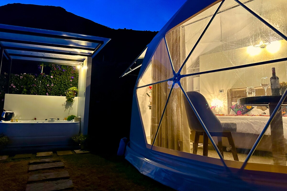 Deluxe Suite, Hot Tub, Mountain View | Terrace/patio