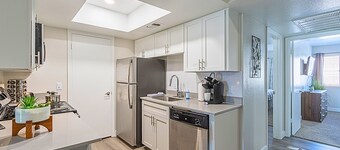 Bliss at Mezzo Pad -Walk to Dine and Shop and Golf-C254