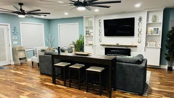 Smart TV, fireplace, video games