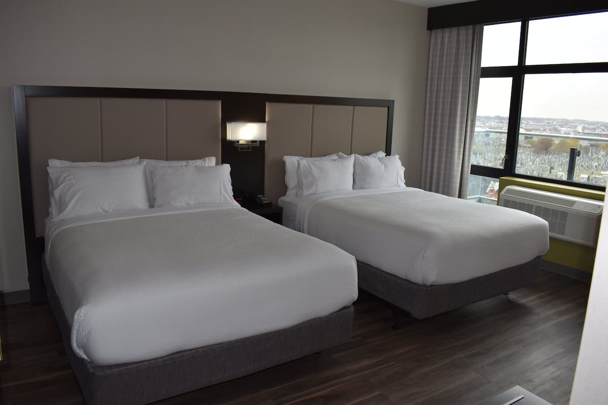 In-room safe, desk, soundproofing, iron/ironing board
