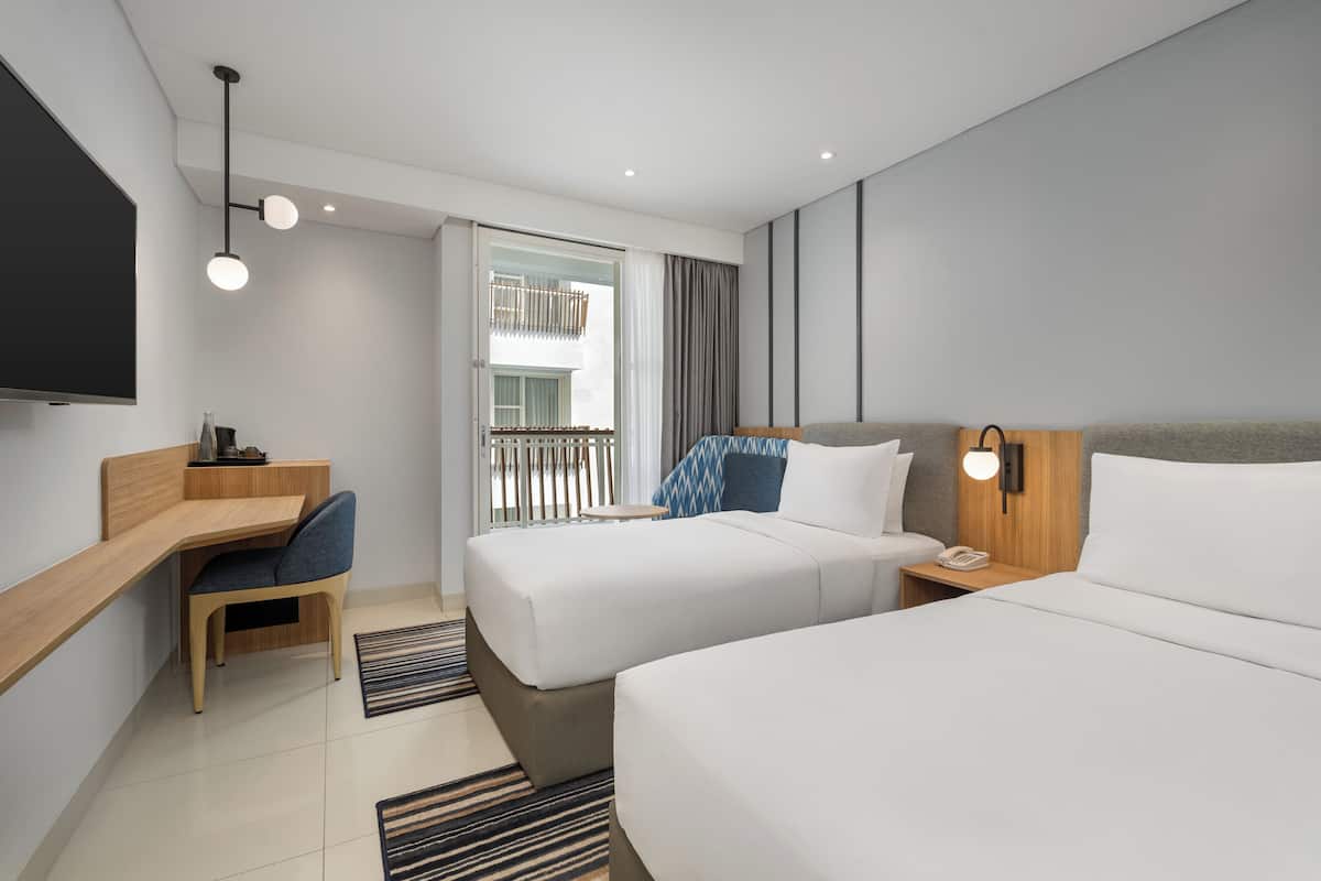 1 kamar tidur, brankas, tirai kedap cahaya, dan Wi-Fi gratis