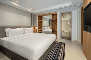 Suite, 1 Bedroom (Free Breakfast) | In-room safe, blackout drapes, free WiFi, bed sheets - Holiday Inn Express Bali Sunset Road by IHG (Kuta)