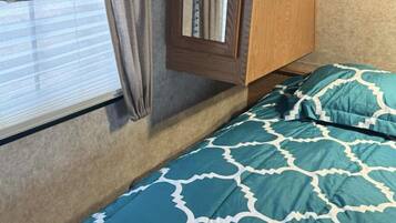 2 bedrooms, bed sheets