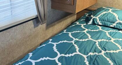 Camper in Manila Utah at Nicks Last Resort 445 Easy UT- 43 Manila Utah