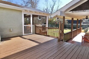 Terrace/patio - Renovated Craftsman style bungalow available-long term rental only (Lexington)
