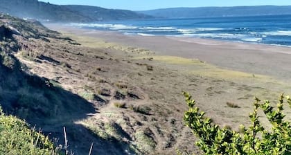 Casa Entre Cerros y mar