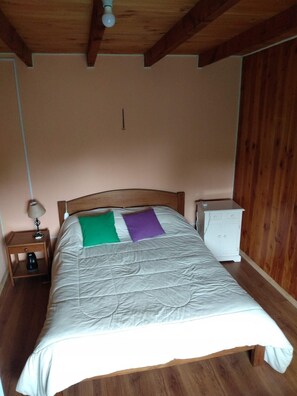 2 bedrooms, bed sheets - Casa Entre Cerros y mar (Curiñanco)