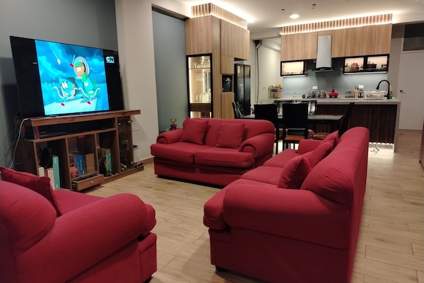 Comfort Room | Private kitchen