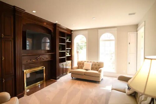 Oakshire Guest House - Jacuzzi + Incredible Views!