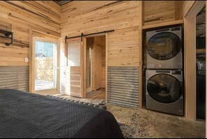 1 室のベッドルーム、アイロン / アイロン台、WiFi、ベッドシーツ