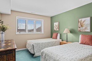 3 bedrooms, WiFi, bed sheets