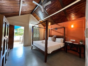 Superior Room | Individually furnished, desk, laptop workspace, free WiFi - Kings Villa Resort (Canacona)