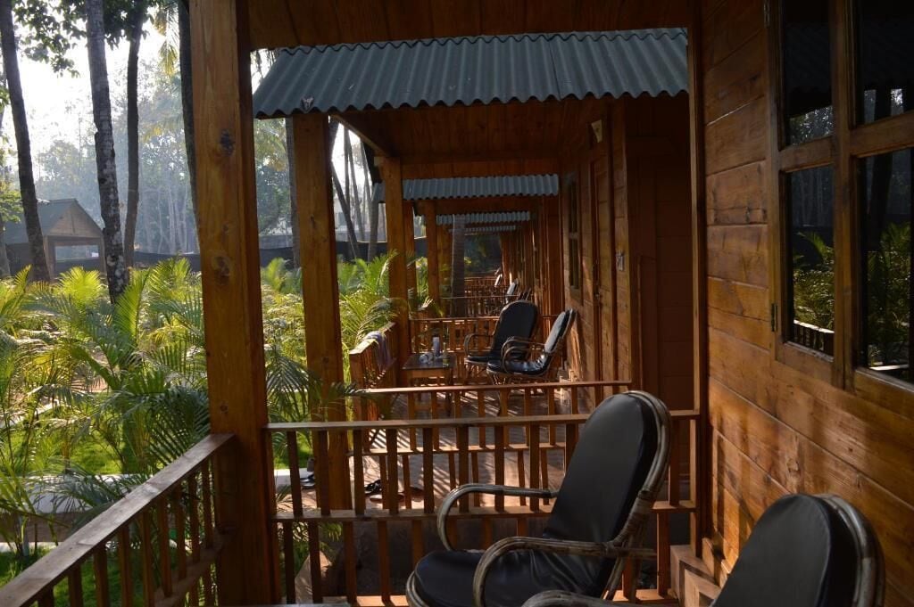 Photo - Kings Villa Resort