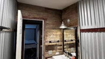 Shower, toilet paper