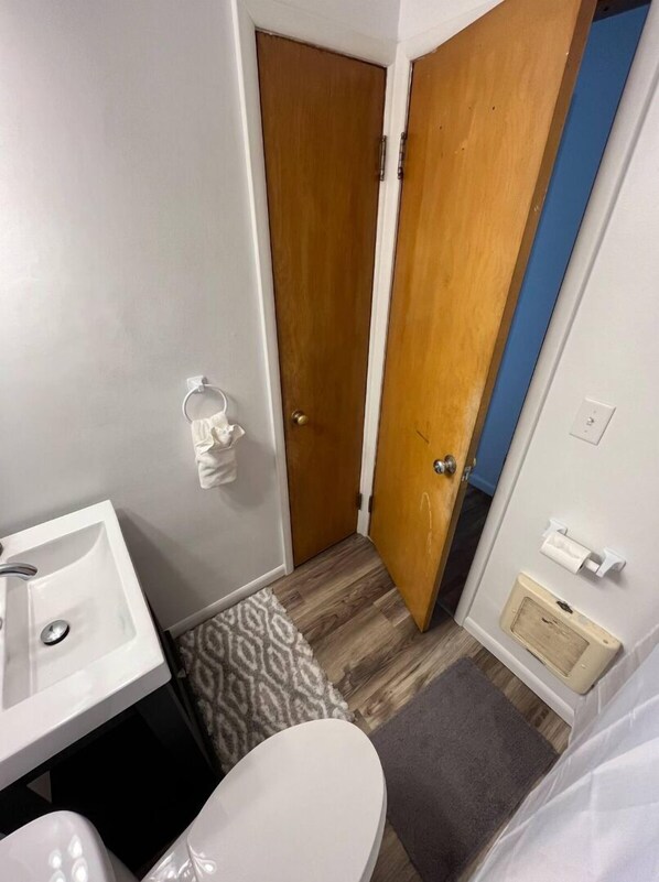 Towels, soap, toilet paper