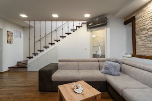 TV - Villa Stonehouse (Istria - Umag) (Umag)