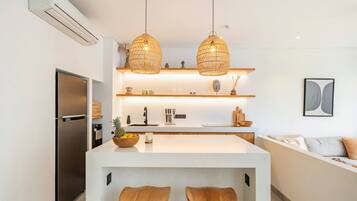 Villa, 1 Bedroom | Private kitchen | Fridge, microwave, stovetop, coffee/tea maker