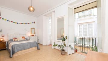3 habitaciones, tabla de planchar con plancha y wifi gratis