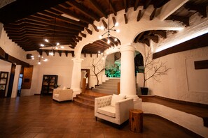 Reception - Hotel Boutique Botaniq (Valle de Bravo)