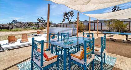Stargazer Ranch - Stunning 5 BR + Hot Tub, Pool, Fire Pit