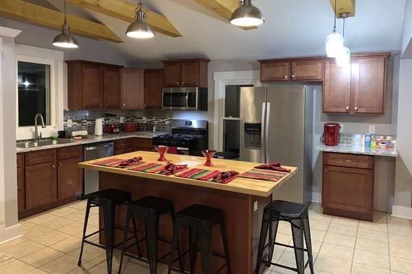 Frigorífic, microones, forn i placa de cuina