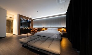 Decoración personalizada, muebles diferentes y wifi gratis