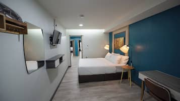 Brankas dan didekorasi berbeda-beda