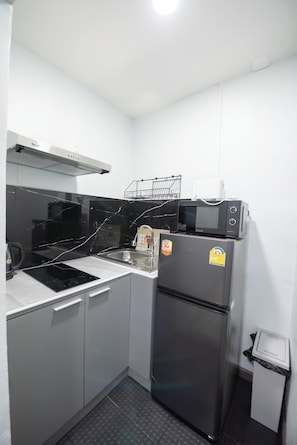Deluxe Apartment | Private kitchen