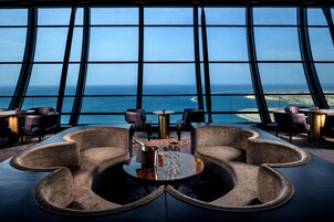 3 bar/dinlenme salonu, havuz kenarı barı 