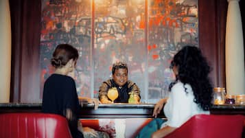 3 bares o lounges, bar junto a la alberca