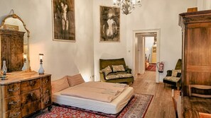 5 Schlafzimmer, Bügeleisen/Bügelbrett, kostenloses WLAN, Bettwäsche