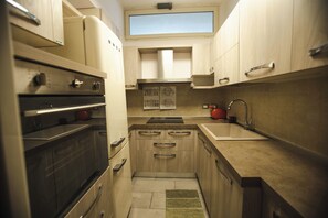 Dishwasher, coffee/tea maker - One Bedroom Apartment (LECCE)