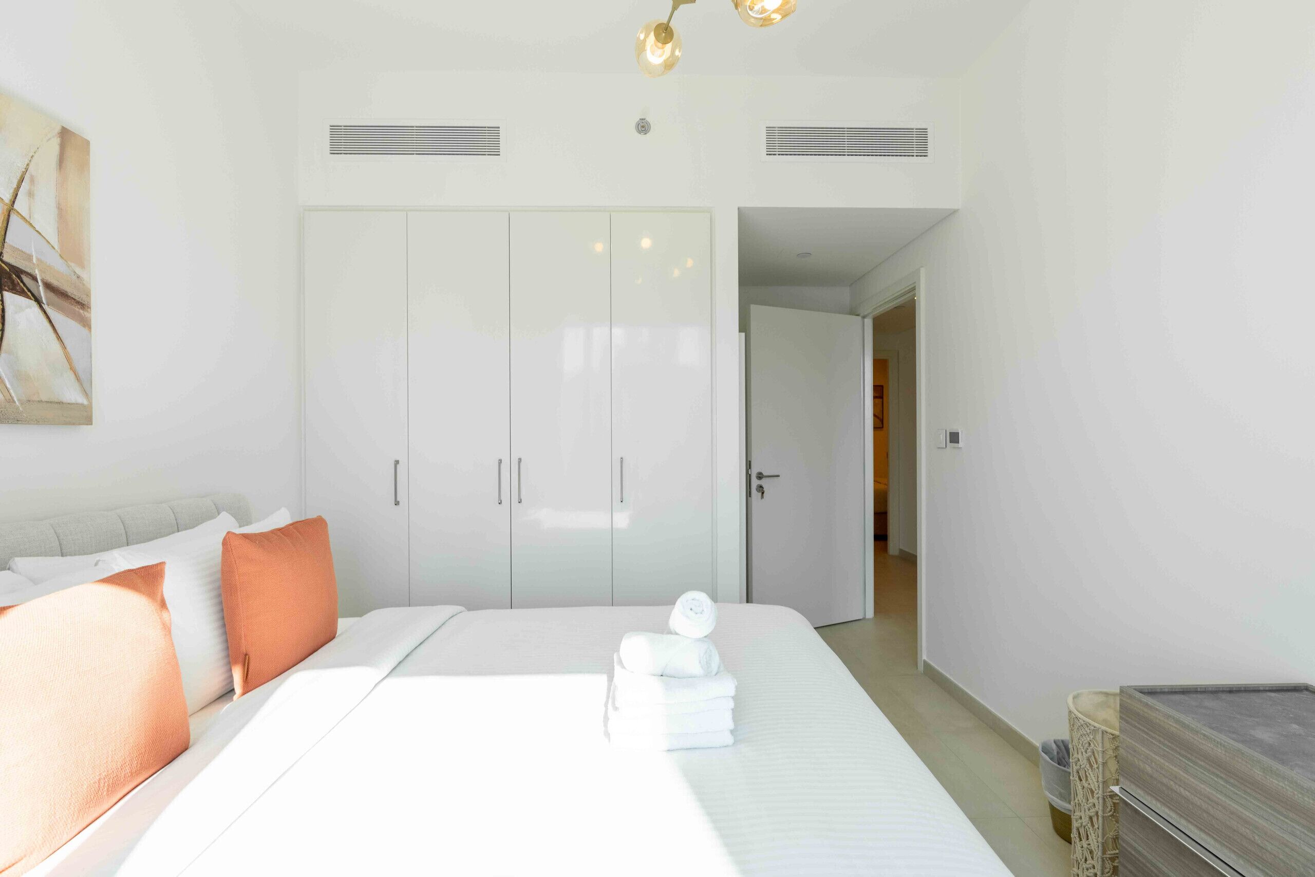 3 bedrooms, in-room safe, iron/ironing board, WiFi