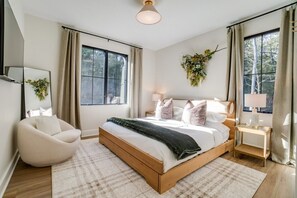 4 soverom, strykejern/-brett, wi-fi (inkludert) og sengetøy