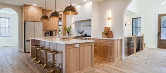 Among the Oaks: Newly built Luxury home, game room