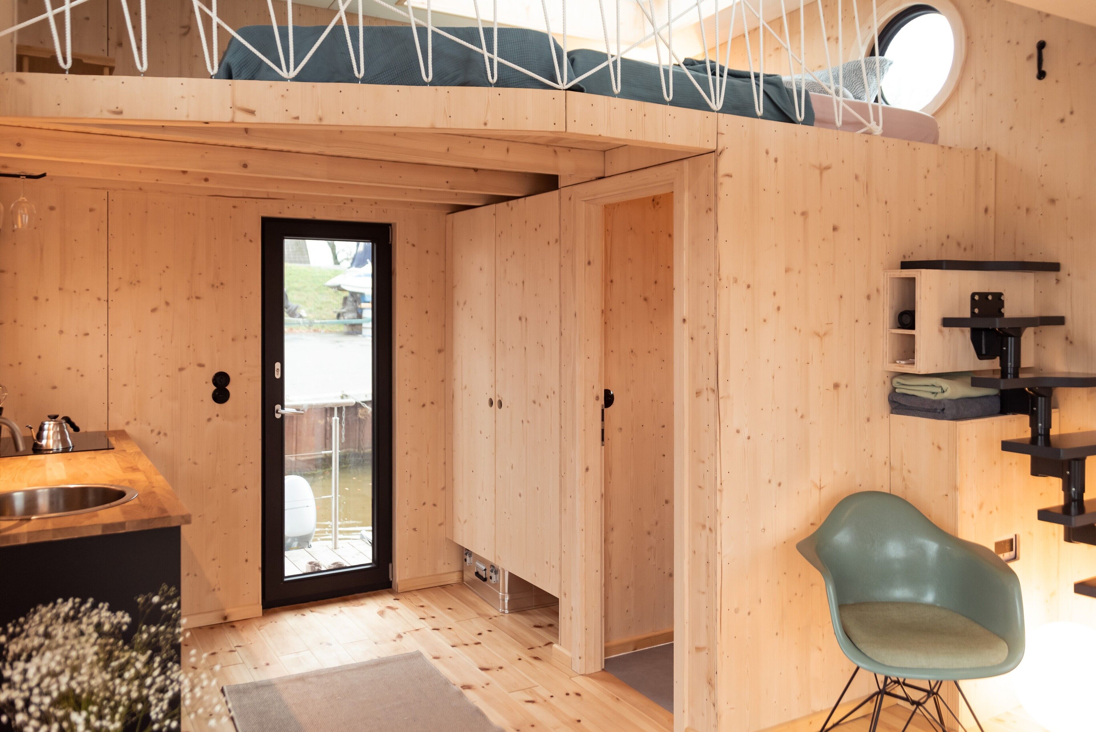 Casa Flotante 'Off An Schöner Dove Elbe' Con Terraza Privada Y Wi-fi - Hamburgo