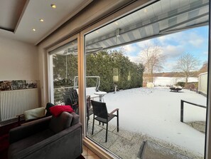Interior - Apartment "Große Terrassenwohnung mit Seeblick" with Lake View, Private Terrace & Wi-Fi (Stechlin)