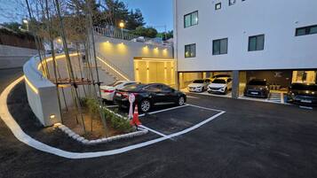 Free self parking, free valet parking