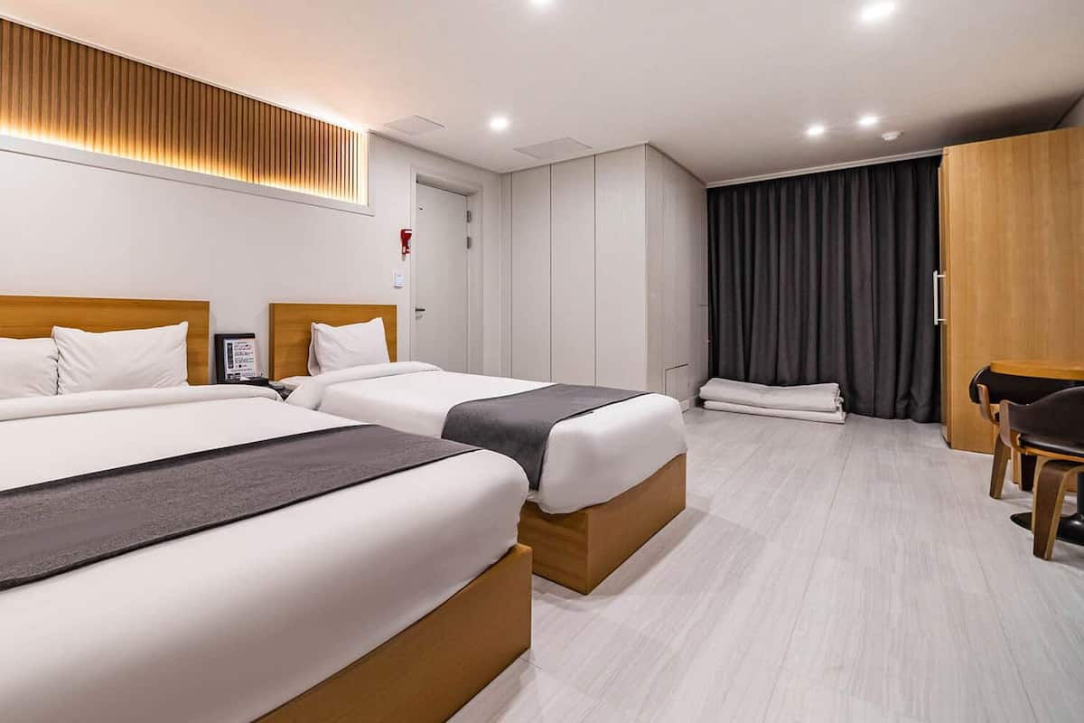 Family Premium Twin Ondol (Free simple Breakfast) | 1 bedroom, premium bedding, soundproofing, free WiFi