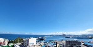 Beach/ocean view - RITZ HOTEL (Sokcho)