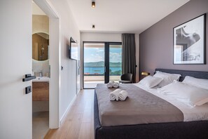 4 camere, ferro/asse da stiro, culla da viaggio, Wi-Fi gratuito