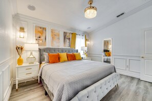 5 slaapkamers, een strijkplank/strijkijzer, internet, beddengoed