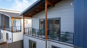 Exterior - Riverside Retreat | Gated Luxury with River Access (Coeur d'Alene)