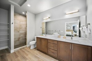 Shower, hair dryer, towels - Riverside Retreat | Gated Luxury with River Access (Coeur d'Alene)