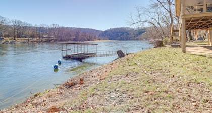 Spacious Cabin w/ Private Dock on White River!