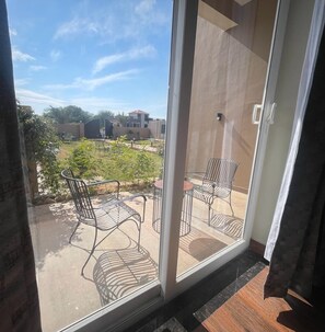 1 bedroom, desk - Tiger Retreat (Sawai Madhopur)