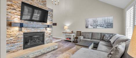 スマートテレビ、暖炉