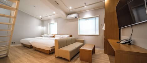 1 habitación, ropa de cama de alta calidad y escritorio