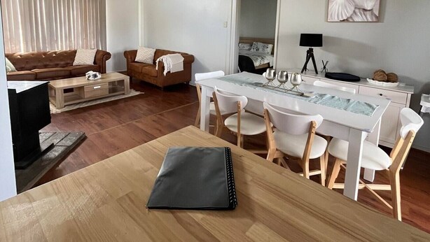 Uklassifisert bilde, 1 av 6, knapp